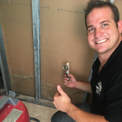 Mold Getting Tested In Tampa Flroida
